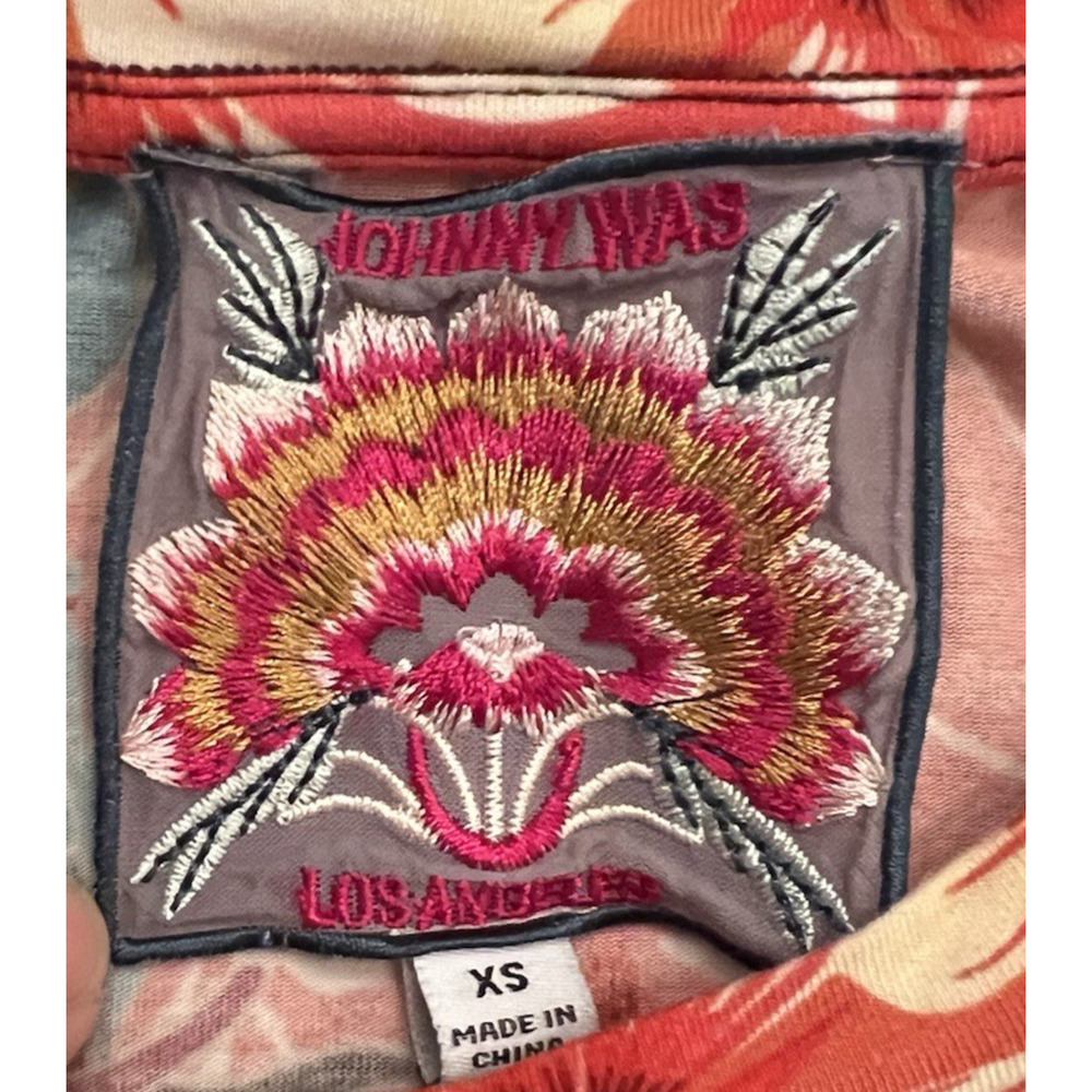 JOHNNY WAS Adalena Kimono Sleeve Tee Size XS Floral Dragon Stretch Art MSRP $130 - Picture 4 of 9